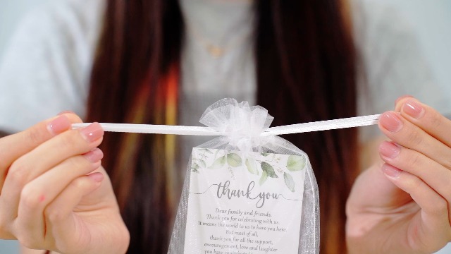 Fulmoon Wedding Multi Function Bottle Opener Nail Clipper Wedding Favors Brewery Cards White Organza Bags for Party Supplies Gift Souvenir Guests Men Women(50 Sets)