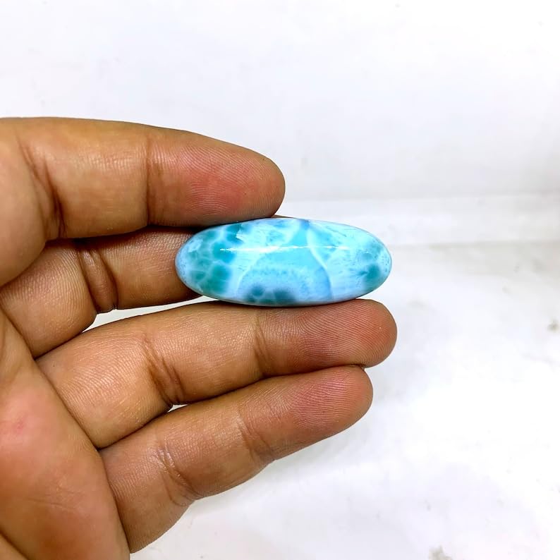 Larimar cabochon ovale pour concevoir un pendentif ou collier artisanal unique