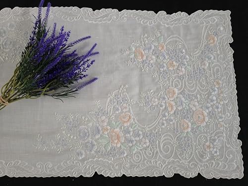 Broderie main au point complet : napperons en lin d'exception