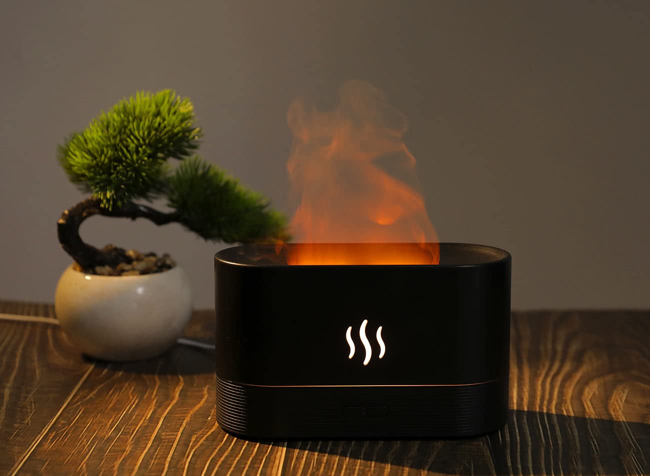 Carlo Milano Luftbefeuchter LED: 2er-Set Ultraschall-Aroma-Diffuser mit zuschaltbarer LED-Flamme (Lagerfeuer-Luftbefeuchter, elektrisch, Baby)