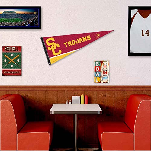 USC-Trojans-Pennant-Flag-and-Wall-Tack-Mount-Pads