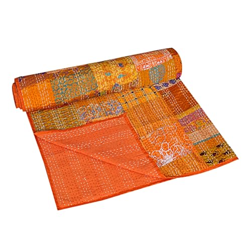 HandloomBazzar Edredón Kantha de retazos de seda, edredón vintage cosido a mano, colcha y manta bohemia, decoración ligera hecha a mano, color naranja, King, 108 x 108 pulgadas