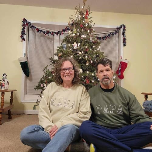 Love Signal Personalized Embroidered Grandma Crewneck Sweatshirt, Mothers Day Shirt, Mama Sweatshirt with Kids Name3