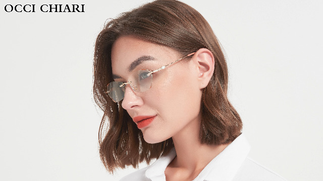 Amazon.co.jp: [OCCI CHIARI] ブルーライトカットメガネ おしゃれ 女性