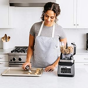 Ninja bn801c professional plus kitchen system with auto iq 72oz pitcher blacksilver 1400w canadian version  urban country home decor