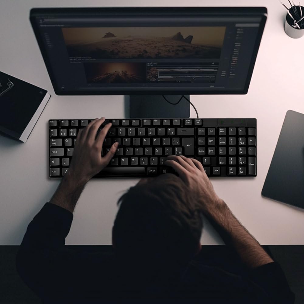 Teclado Com Fio Compacto Conexão USB Cabo de 120cm Resistente Água Preto Multi (Multilaser) - TC193