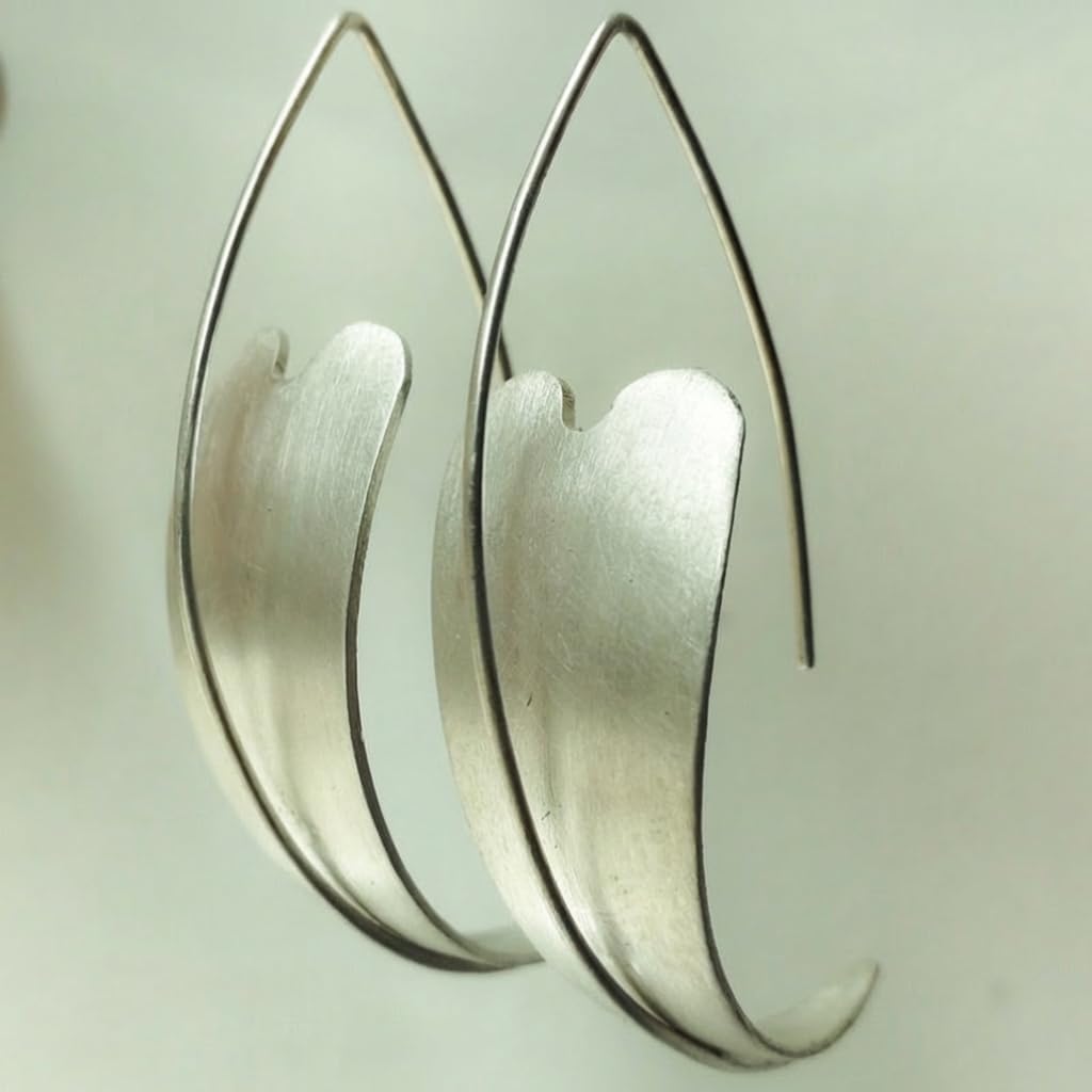 Creative Retro Heart-shaped Leaf Earrings, Elegant Accessories for Women's Daily Leisure Parties