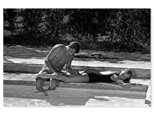 Hexoa Tableau la Piscine Romy Schneider et Alain Delon en 1968 - Made in France - Toile imprimée 120x80