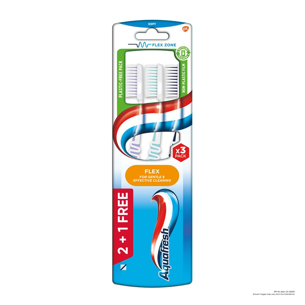 AquafreshAdult Clean And Flex Manual Toothbrush, Multicolour, Pack of 1