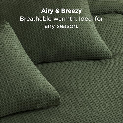 Image of Bedsure Waffle Comforter Set Queen, Soft and Breathable Dark Green Bedding Comforter Set, 3 Pieces, 1 Waffle Weave Comforter (90 inchx90 inch) and 2 Pillowcases (20 inchx26 inch)