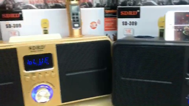 Haut-parleur De Karaoké Sans Fil SDRD Family Ktv Bt Avec Double Microphones Prise En Charge Du Haut-parleur 20watts Carte Aux Usb Tf