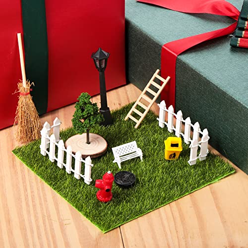 TIESOME 12 accesorios de jardín miniatura con césped artificial, valla, banco, escalera, lámpara, árbol, escoba, juego de decoración de muebles de jardín