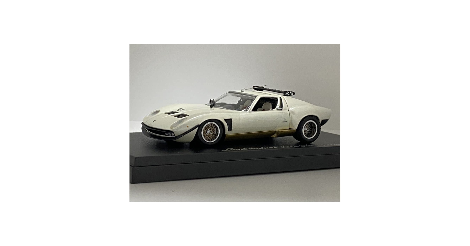 ランボルギーニ イオタSVR(1/43) Amazon | 1/43 Museum Collection ランボルギーニ・イオタ SVR