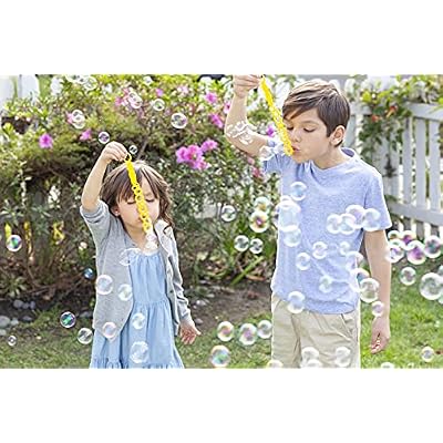 Gazillion Giant Bubble Solution 1 L Creates Huge, ExtraElastic Bubbles, Safe & NonToxic, Includes 7in1 Bubble Wand, Outdoor Refill for Wands, Machines & Kids Party Fun Ages 3 +