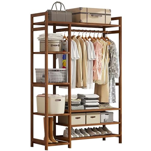 Portant à vêtements en bambou : la solution gain de place pour chambre