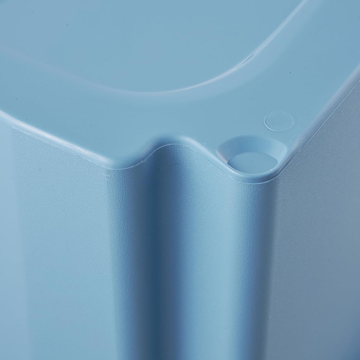 keeeper Contenitore con Sistema Girevole/impilabile, 24 L, 41 x 34,5 x 22 cm, Emil Eco Line, blu (Eco Sky Blue)