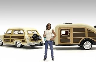 American Diorama Campers Figure 3, White 76336 - 1/18 Scale Figurine - Diorama Accessory