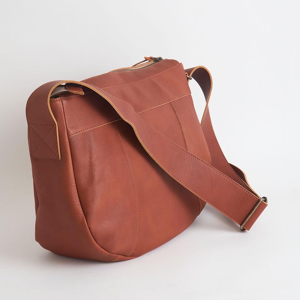 最終価格kanmi カンミ　All story pote ショルダーバッグ　クロ kanmi Kanmi./カンミ All story pote ショルダーバッグ B24-01