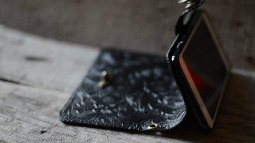 Handmade Genuine Leather Wallet Case for iPhone 17 Pro Max 16 Leather for iPhone 15 Plus 15 pro 14 17 air with Wristlet Black