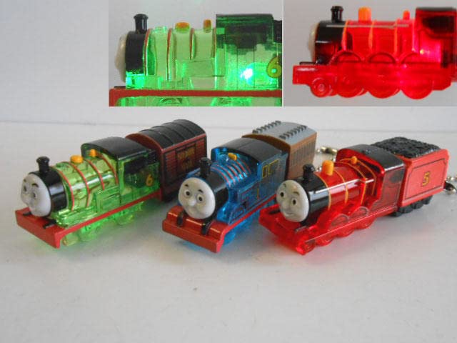 Amazon.co.jp: きかんしゃトーマス ライトキーホルダー 全6種