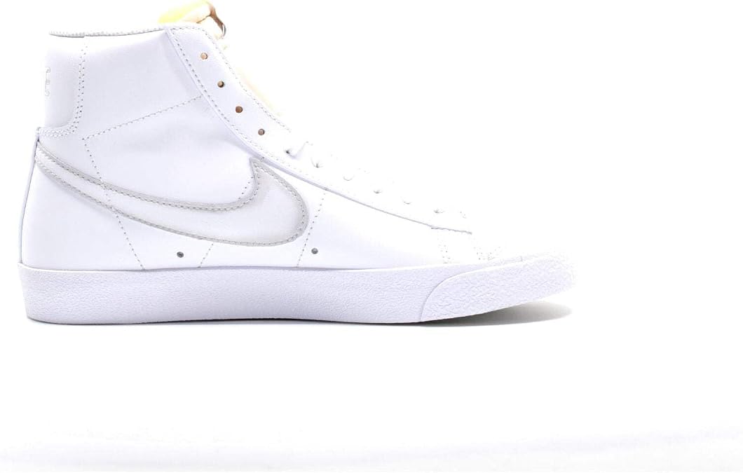Nike Men's Blazer Mid '77 Vintage Sneaker