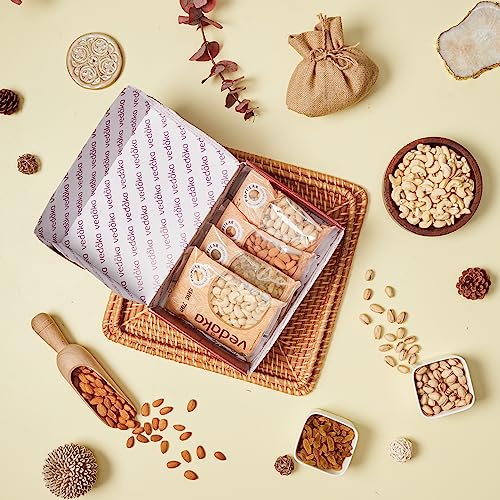 Image of Amazon Brand - Vedaka Premium Dry Fruits Combo | 800 Gram | 200 Gram Each - Almonds, Raisins, Cashews & Pista | Kaju, Kishmish, Pista & Badam Gift Pack | Great For Snacking And Gifting (Pack of 2)