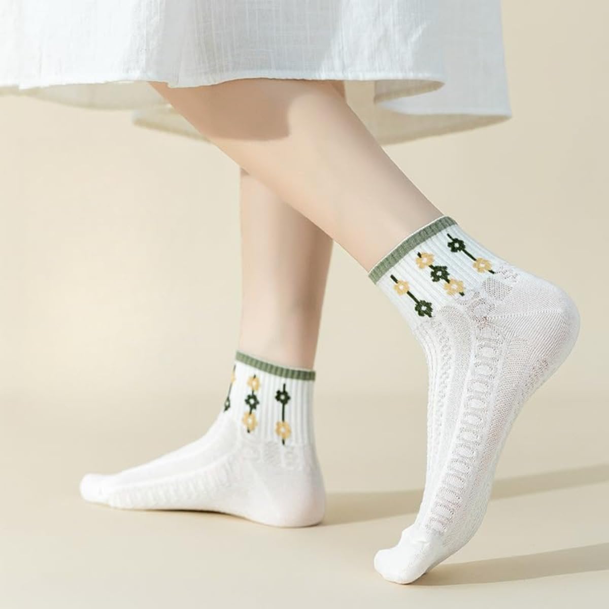 5 Pair Cute Ankle Socks for Women - Knitted Floral Pattern Cute Cottagecore Socks for Casual Wear - Image 8