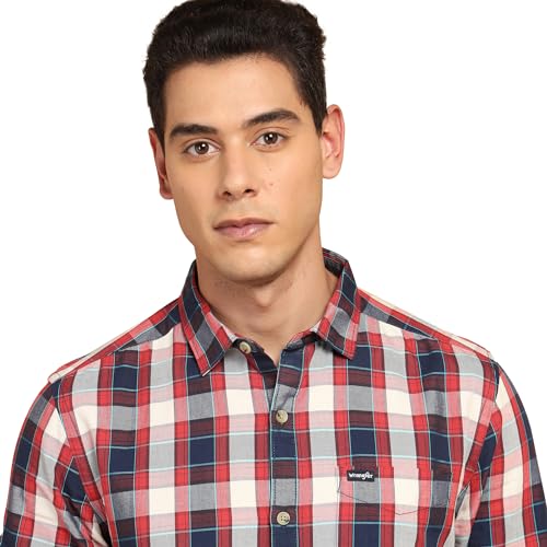 Image of Wrangler Men's Regular Fit Shirts