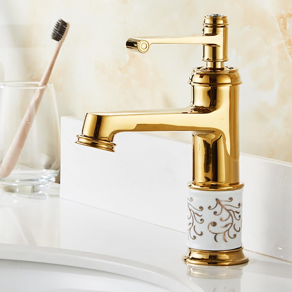 Robinet de salle de bain doré au bec cascade relaxant