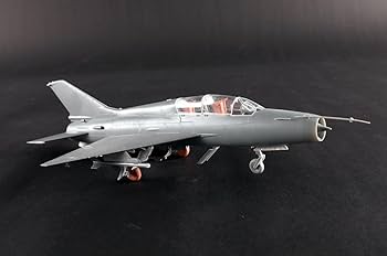 (未使用･未開封品)　トランペッター 1/48 中国空軍 JL-9 ジェット練習機 プラモデル df5ndr3 Amazon | トランペッター 1/48 中国空軍 JL-9 ジェット練習機