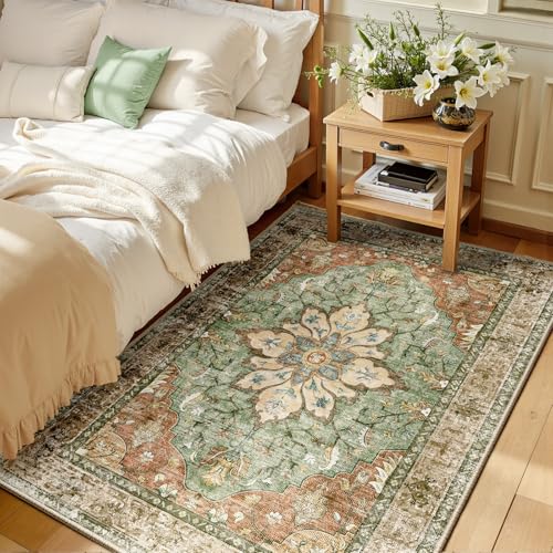 RELEANY Floral Vintage Distress Medallion Rug