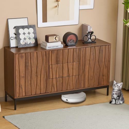 Merax Sideboard 150 cm Eiche Dunkel – Multifunktionale Kommode mit 3 Schubladen, Verstellbaren Regalen und Anti-Kipp-Funktion für Wohnzimmer, Küche, Eingangsbereich – Mid Century Modern Design