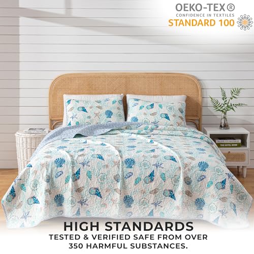 Image of Great Bay Home Coastal Quilt Set - 2-Piece Twin /Twin XL Size Nautical Bedding Set - Lightweight, All-Season, Reversible Coral-Printed Bedspread (Blue Coral)
