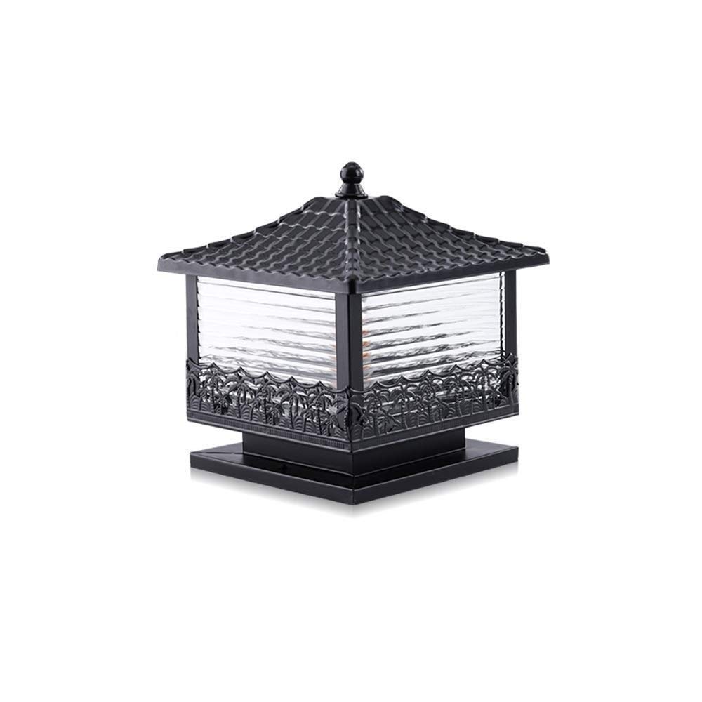 Applique murale carrée étanche pour sécuriser et illuminer les entrées sombres de villa