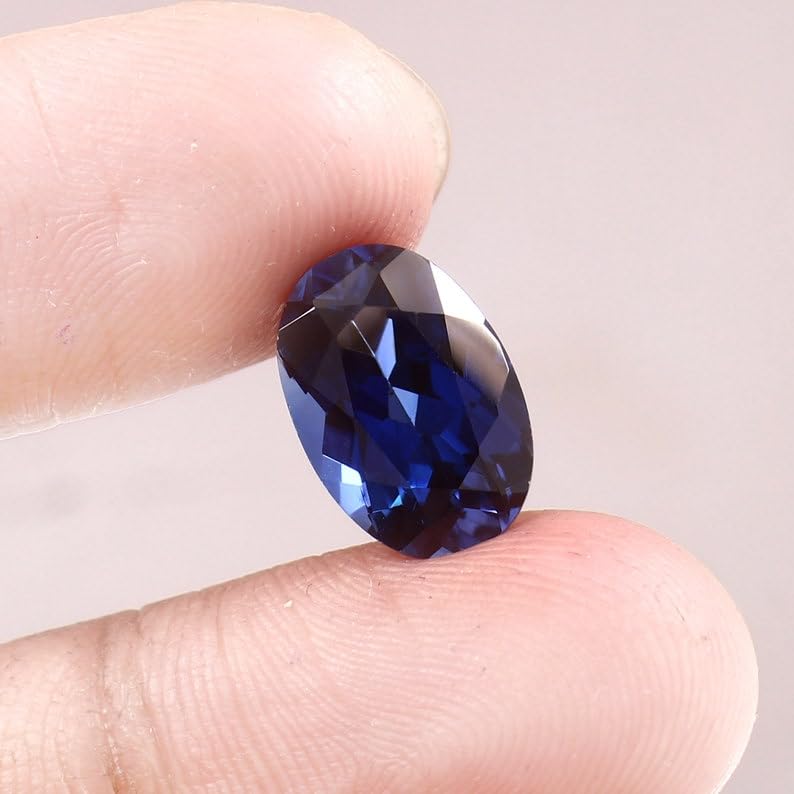 Saphir bleu naturel de forme ovale 13x9mm pour création de bijoux uniques