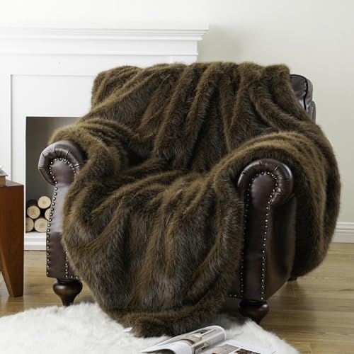 BATTILO HOME Luxury Olive Green Faux Fur Throw Blanket 50"x60" by BATTILO HOME - Used condition - Image 8
