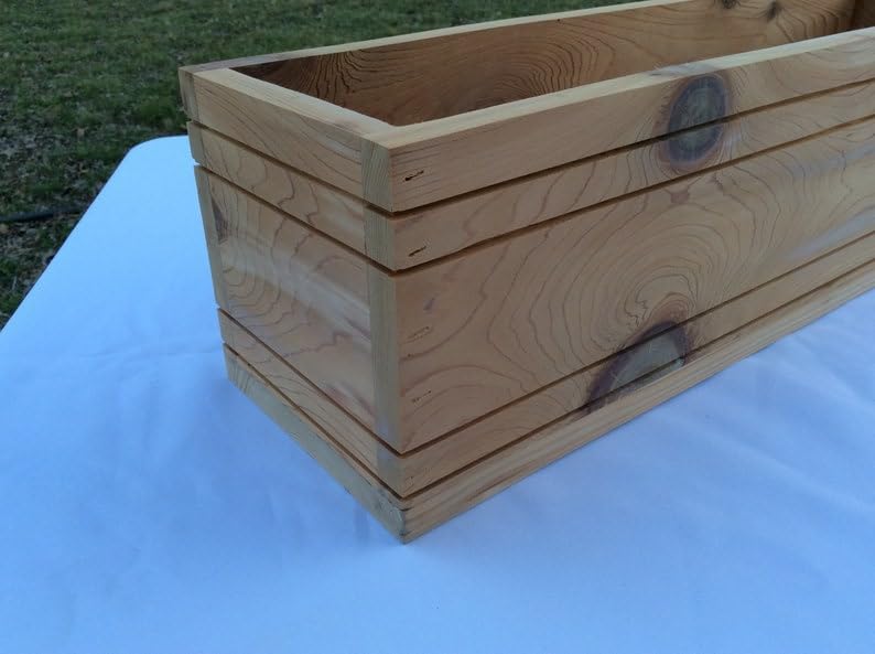 Modern Style Natural Cedar Flower Pot, Easy to Plant Without Transplantation, Suitable for Decoration on Balconies and windowsills.