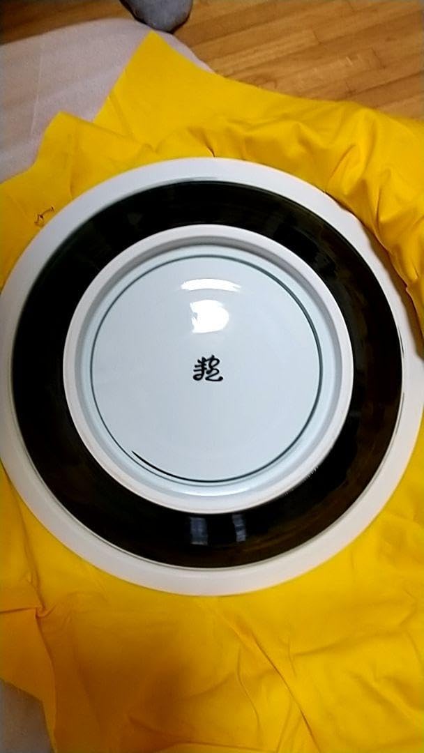Amazon | 伊万里焼 岡本栄司 盛皿 ホビー グッズ | ノーブランド Amazon | 伊万里焼 岡本栄司 盛皿 ホビー グッズ | ノーブランド
