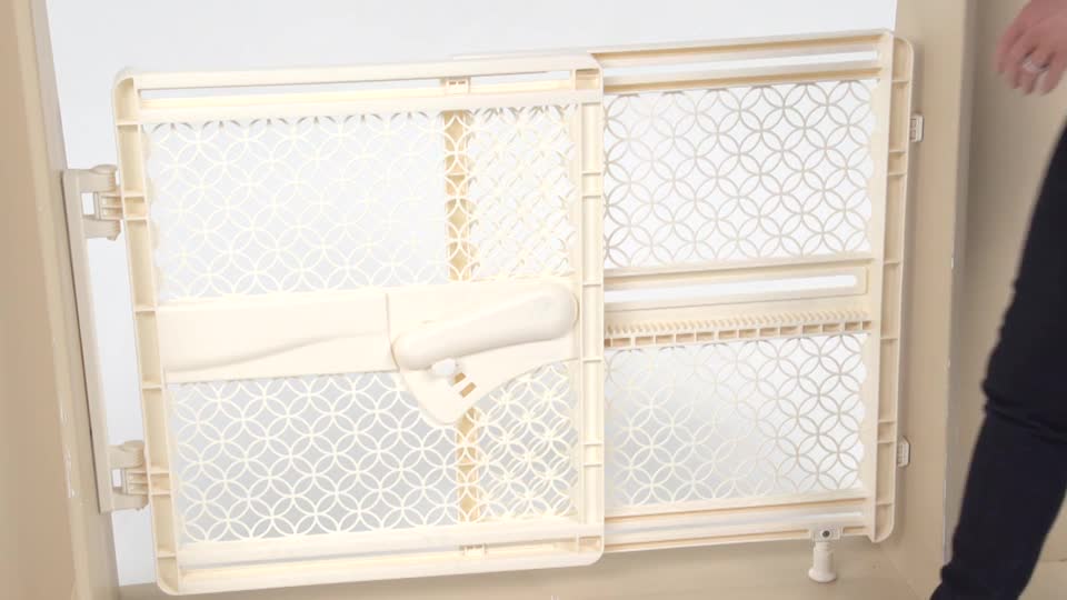 Summer Infant Indoor/Outdoor Multi-Function Walk-Thru Gate: Buy Online at Best Price in UAE