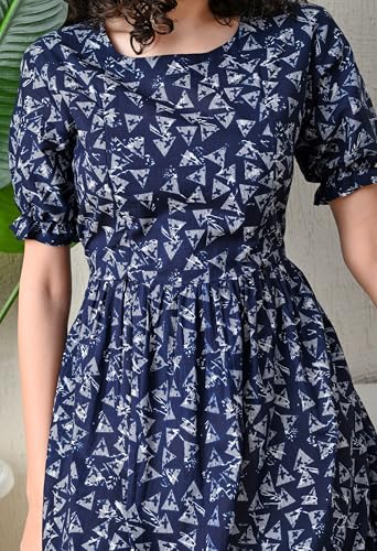 Image of Ichaa Women's Blue Cotton Printed Maternity Dress with Feeding Zips and Pocket| in Plus Sizes