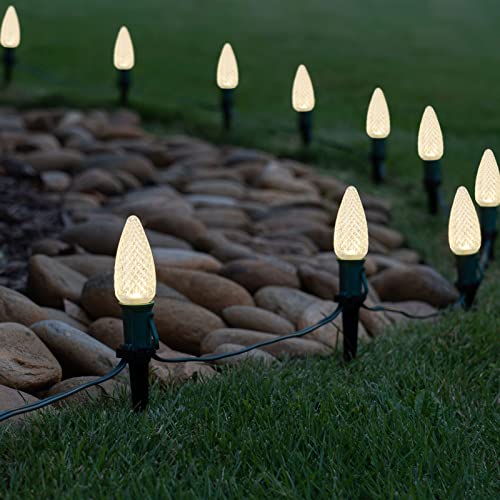 100-Pack Plastic Light Stakes, 4.5 Inch Christmas Yard Stakes For C7 C9 Christmas Lights Outdoor, Universal Light Stakes For Outdoor Holiday Lights Use On Garden Lawn Patio Path Walkway – Black #TOP5