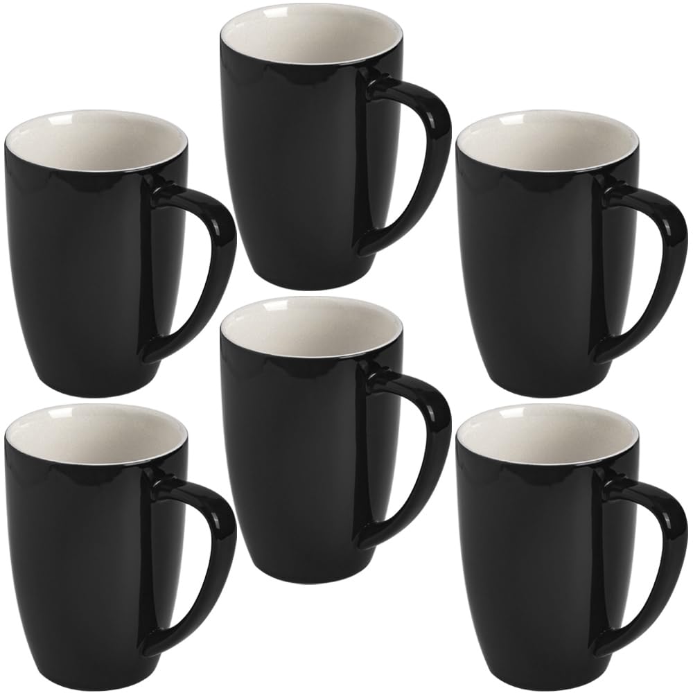 Tasses en porcelaine pour café moka et chocolat chaud lors de vos matins