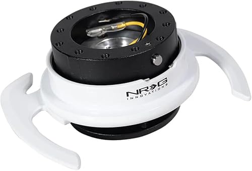 NRG Innovations NRG-SRK-700BK-WT GEN 4.0 - Kit de adaptador de liberación rápida, cuerpo negroanillo blanco con asas y patrones de pernos de 6 x 70