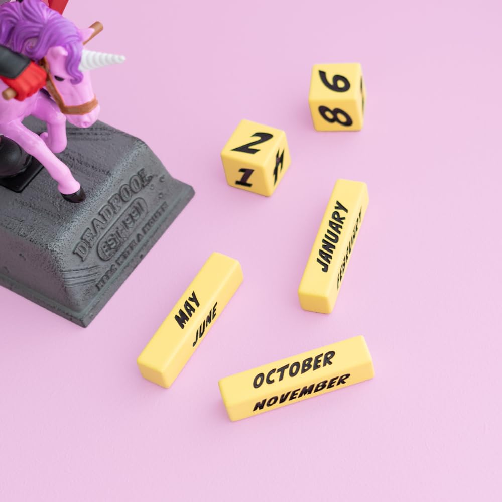 Grupo Erik Ewiger Kalender Marvel Deadpool Figur - 3D Kalender Tischkalender zum Aufstellen - Dauerkalender - Offizieller Marvel Fanartikel Büro Deko