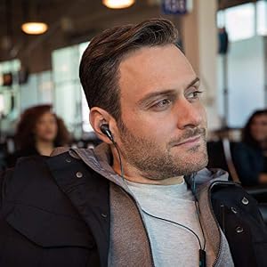 Bose QuietComfort 20 Acoustic Noise Cancelling Headphones, Compatible with Apple Devices, Black (Renewed) — photo 6 of 6