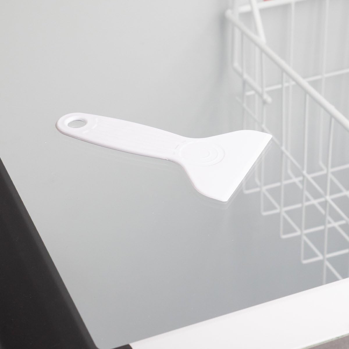 GastroHero Gefriertruhe ECO 350 I Tiefkühltruhe groß 273L I Kühltruhe abschließbar I Gefriergerät mit Glasschiebedeckel I -18°C bis -22°C