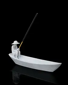 Porta-Incenso Decorativo em Barco com Pescador, 22 cm, Design Zen.