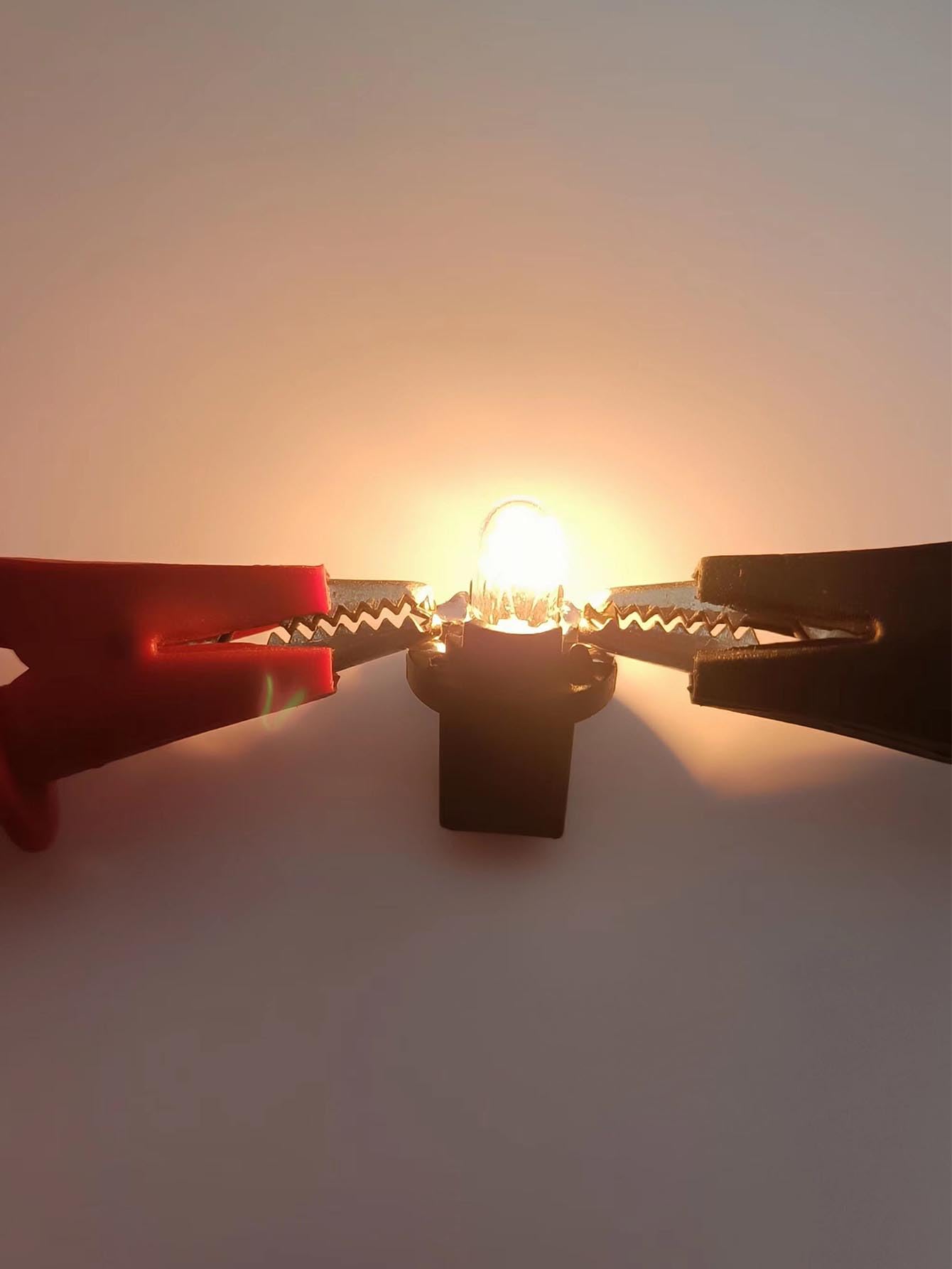 10 sztuk 12V 2W T5 B8.5D żarówka samochodowa Light Yellow Halogenowe do samochodu wewnętrznego