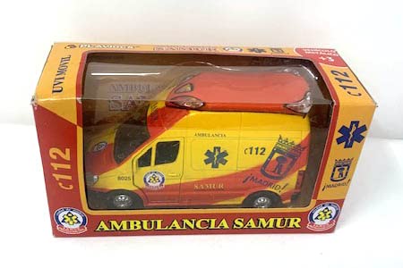 PLAYJOCS GT-8035 Ambulance SAMUR Car for Children and Toys, Lemon Tree, 12 x 6 x 7.5 cm - Image 2