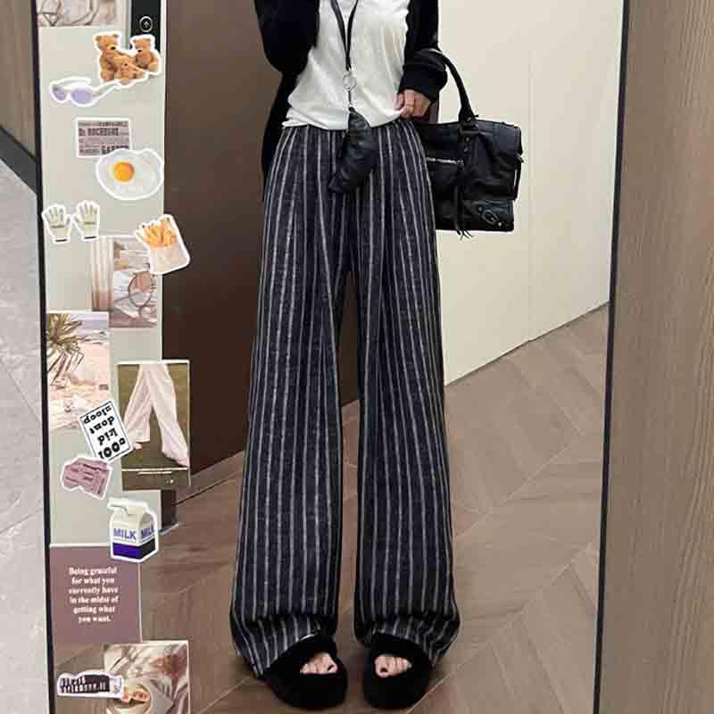 Women's Vertical Striped Wide Leg Casual Floor Length Pants with a Slimming Effect and Straight Leg Length Pants3